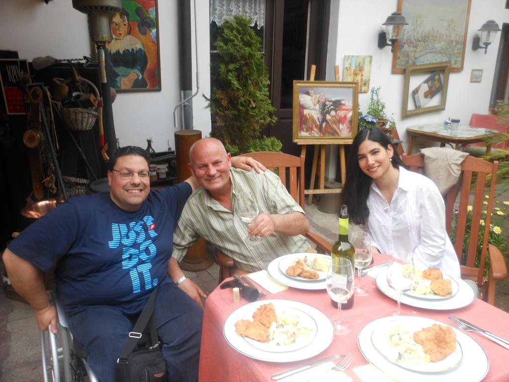 Bed and Breakfast Fonagy Es Walter Vendeg- Es Borhaz Vác Exterior foto